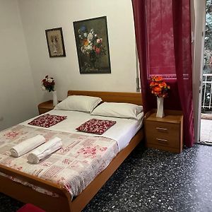 Zimmer mit Queensize-Bett